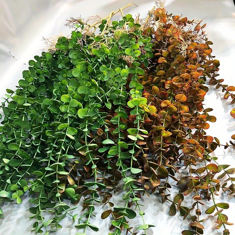 偽のユーカリの籐の植物、プラスチックのつる、木の枝、壁に掛け - Rattan Plant Basket のレビューと価格